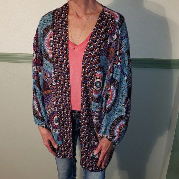 🍒 HP  Medallion Scraf Print Open Front Kimono - Picture 3 of 7